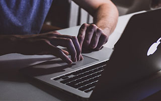 意甲：米兰主教练阿莱格里谈球队1比1战平亚特兰大，希望下轮对阵罗马能够凑齐人手